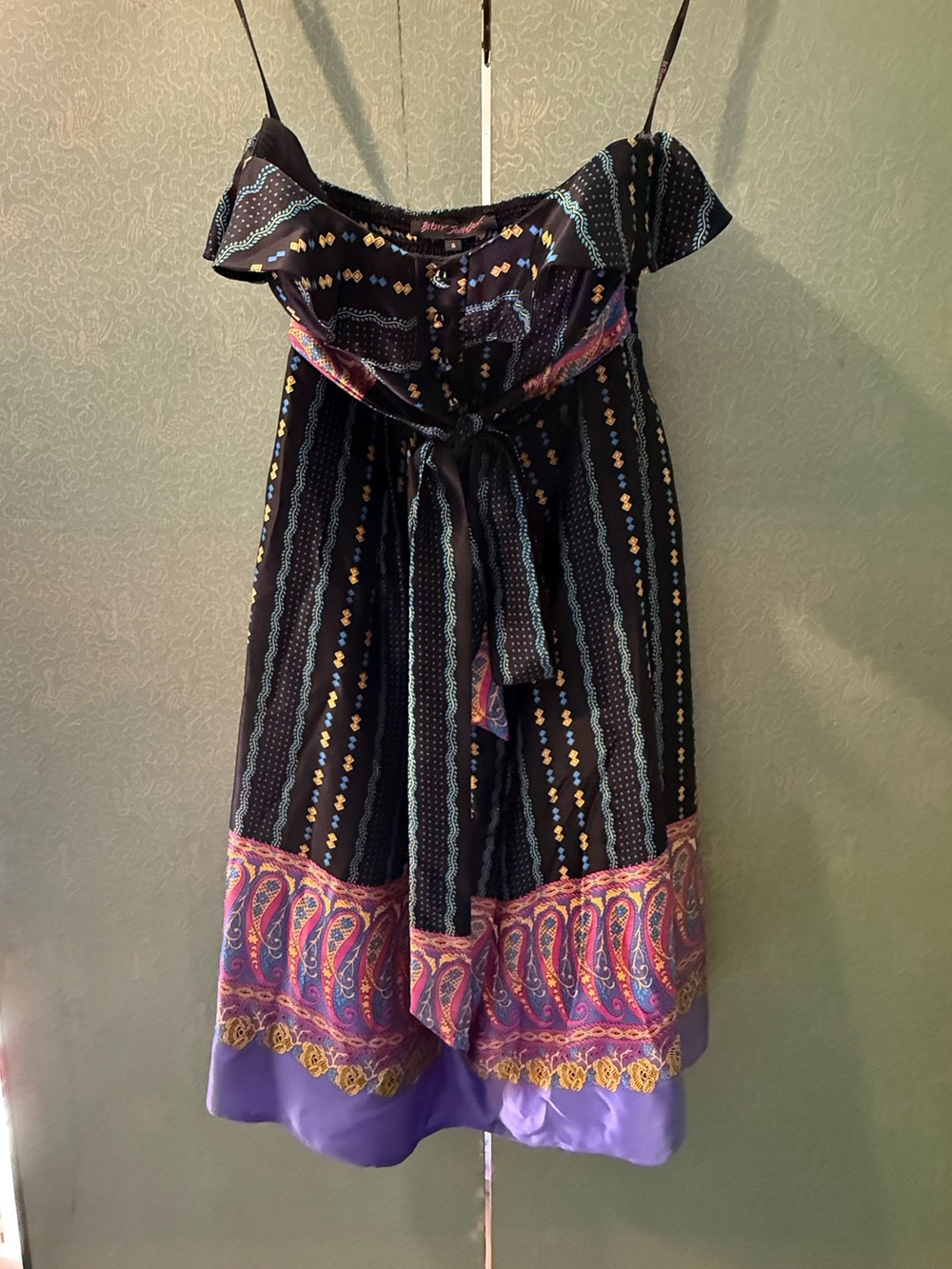 Vintage 2000s Betsey Johnson Black Dress with Multicolor Border - size 6